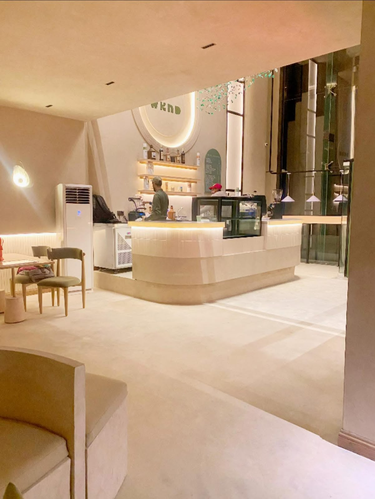 Conventional polish concrete flooring — project photo 3