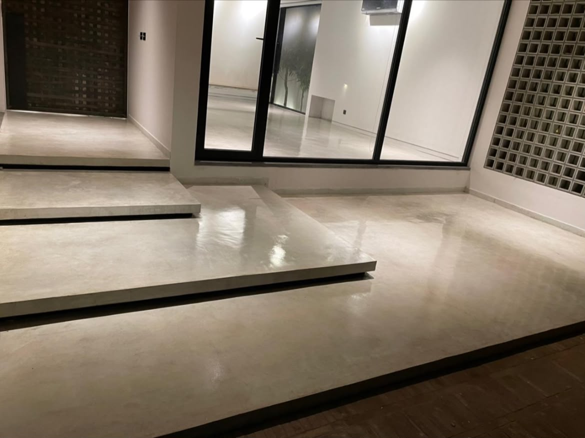 Conventional polish concrete flooring — project photo 9