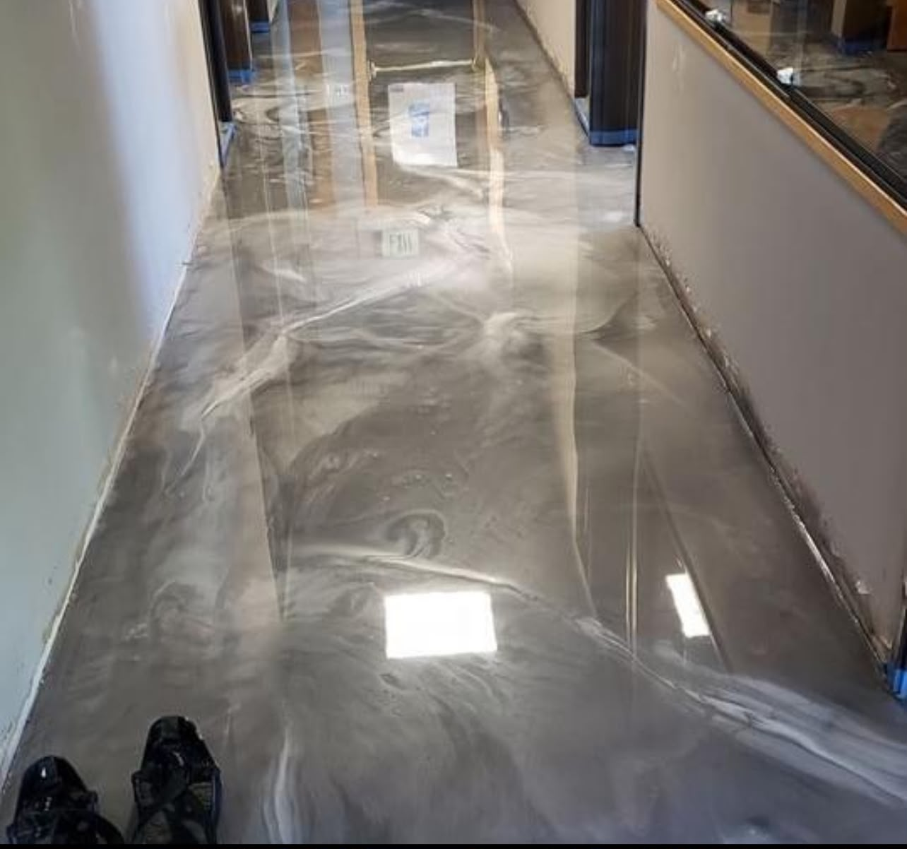 Decorative epoxy floor — marble-like finish